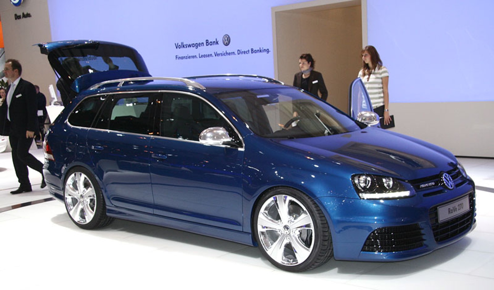 Essen Motor Show 2007: Spoilery, bajery, kilowaty (fotogaleria 4)