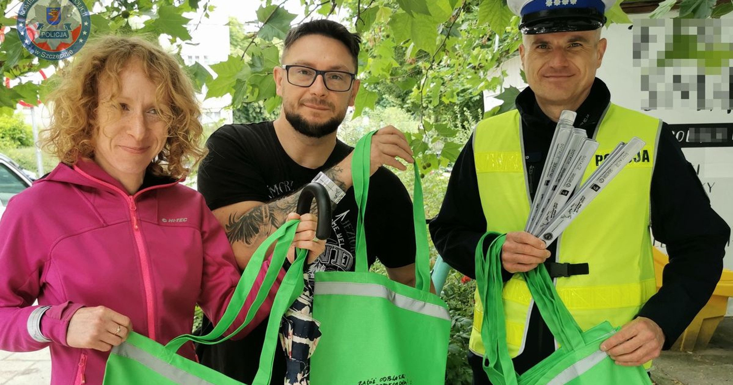 Obraz pochodzący z serwisu https://szczecin.policja.gov.pl/szm/dzialania-policji/aktualnosci/64010,Pieszy-uczestniku-ruchu-drogowego-Badz-widoczny-czyli-bezpieczny-dzialania-szcze.html
