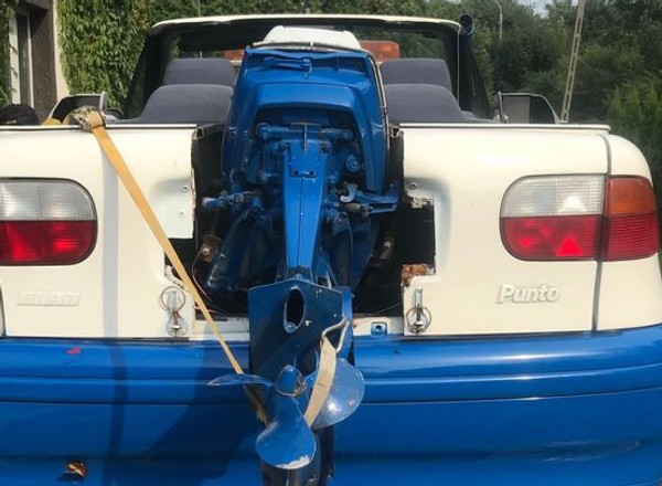 Fiat Punto: kabriolet i motorówka w jednym! Możesz go kupić za grosze!