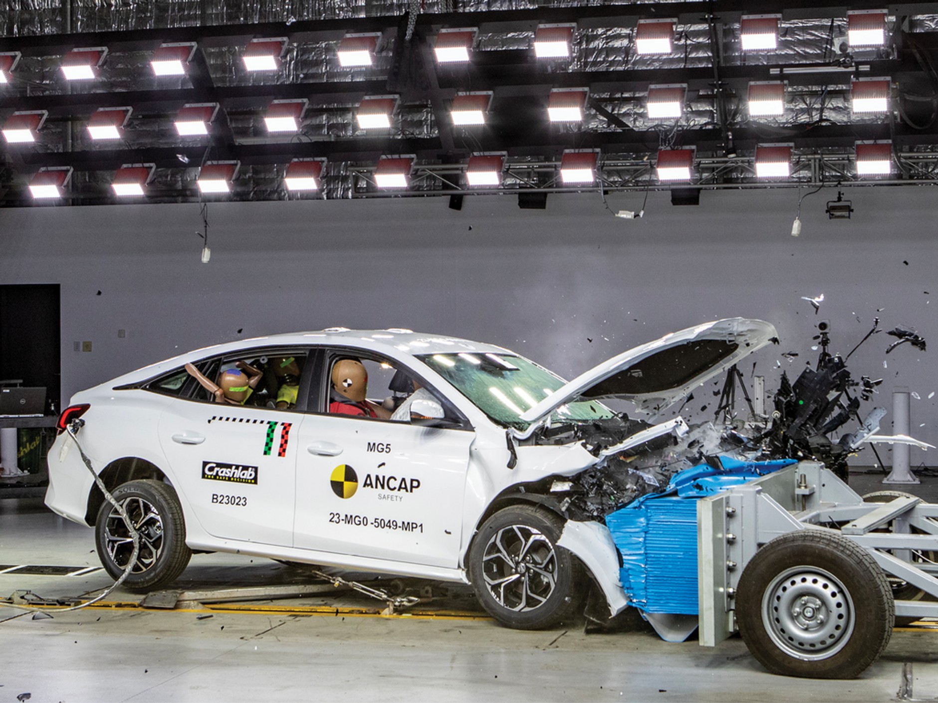 Crash-test: MG 5