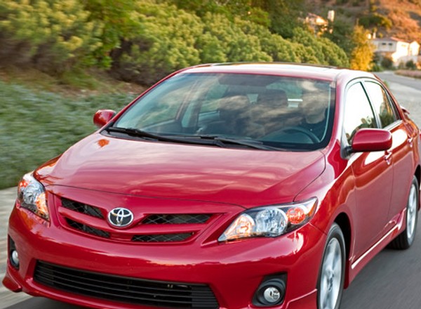 Toyota i Lexus wzywają 1,3 mln aut do serwisu