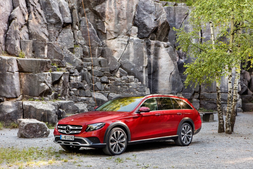 Mercedes E 4MATIC
