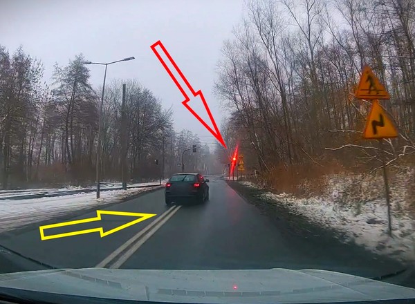 Policjanci ukarali ją zdalnie. 22-latka igrała ze śmiercią, szalejąc za kierownicą Audi