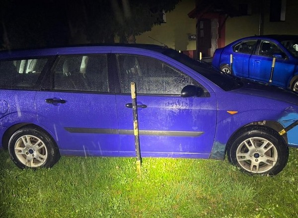 Zatrzymali go, bo jechał bez świateł. Policjanci oniemieli, gdy zobaczyli kierowcę