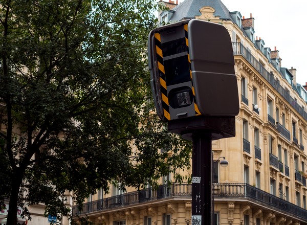 Superfotoradary we Francji. Urządzenia mają otrzymać nowe funkcje