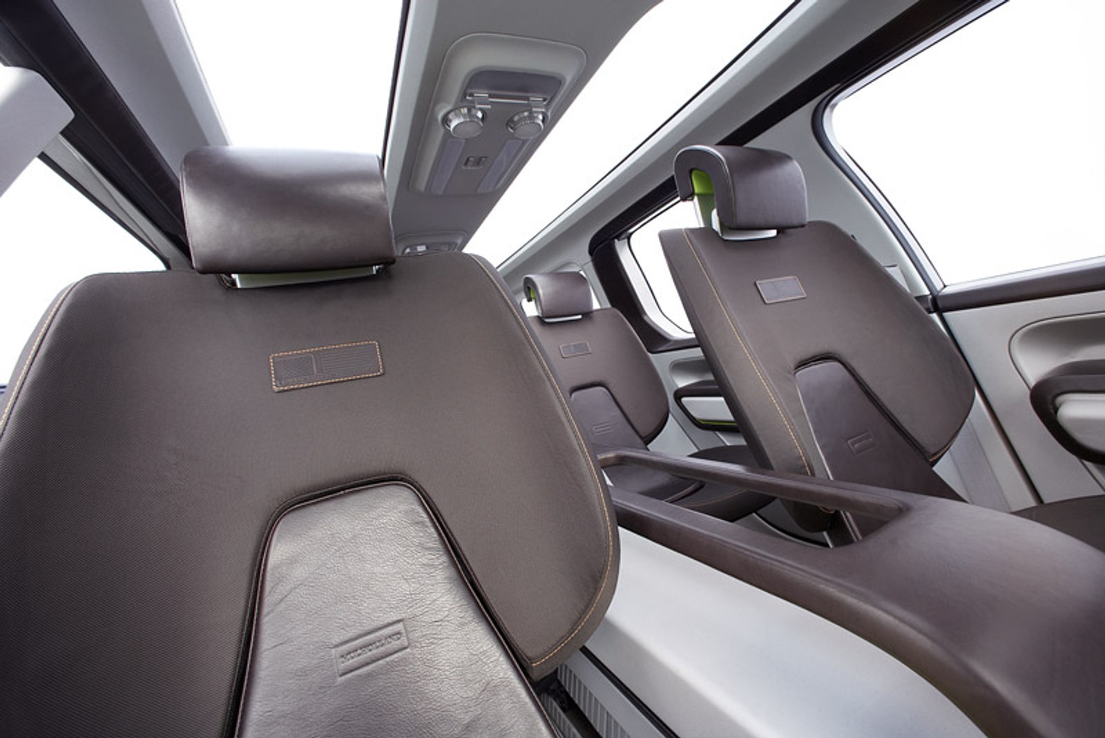 Detroit 2008: Ford Explorer America - oszczędniejszy olbrzym