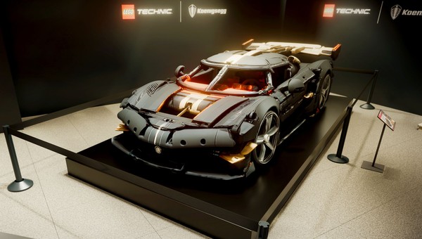 Koenigsegg Sadair's Spear z LEGO w skali 1:1