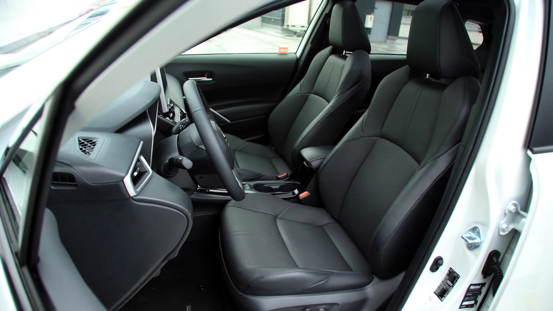 Toyota Corolla Cross 2.0 Hybrid AWD-i (2022 r.)