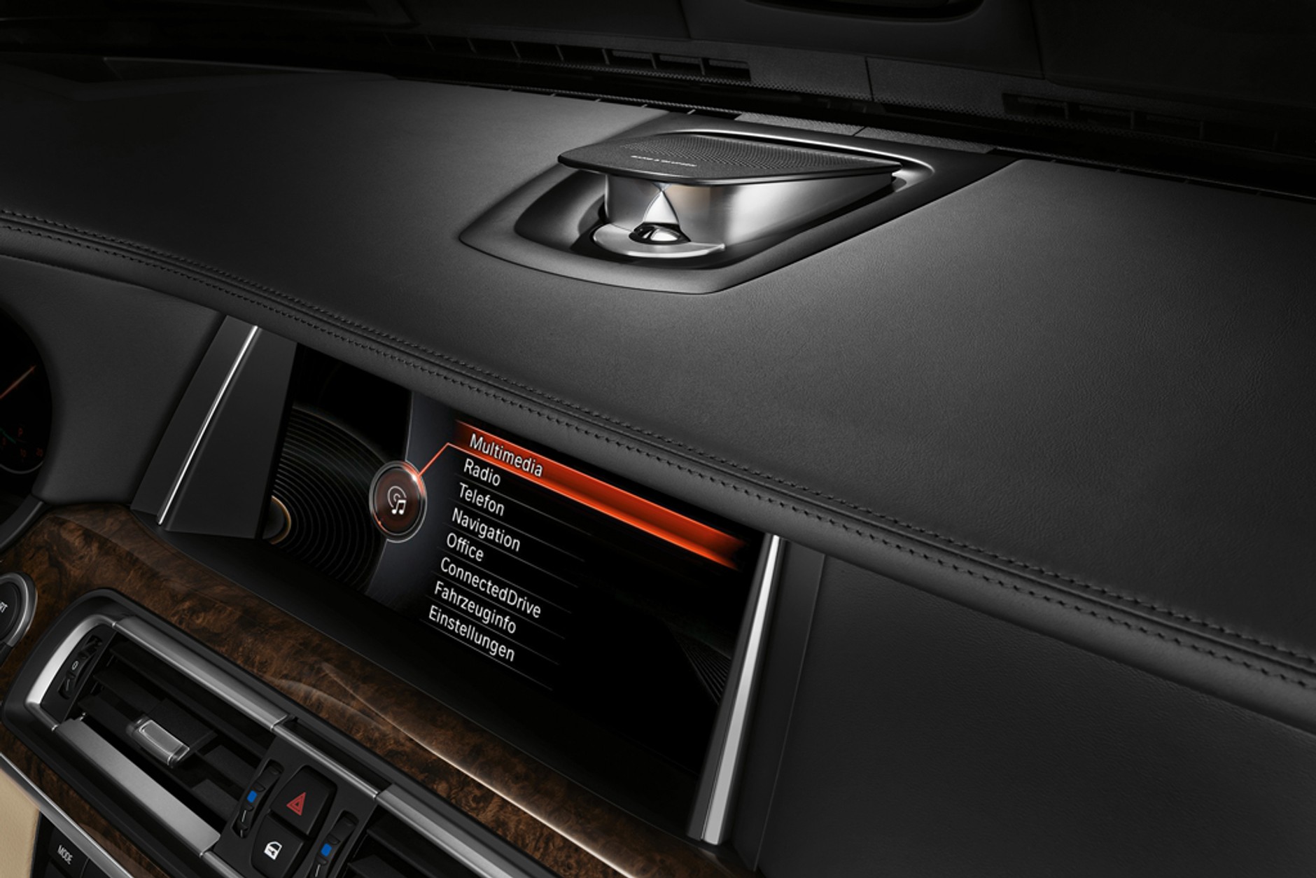 BMW serii 7 przeszło face lifting