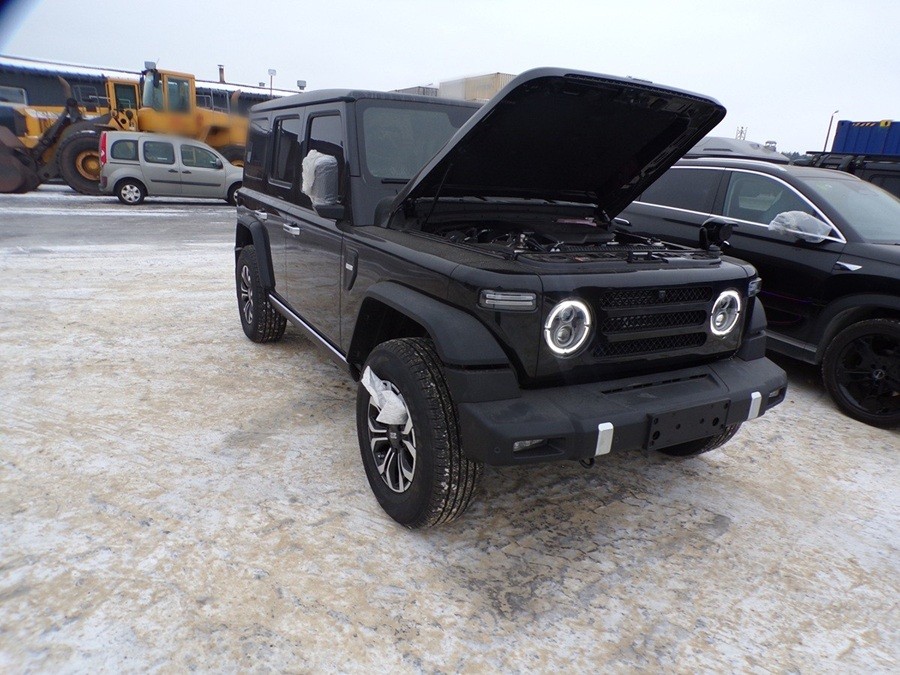 Chiński samochód zatrzymany na granicy podczas odprawy celnej