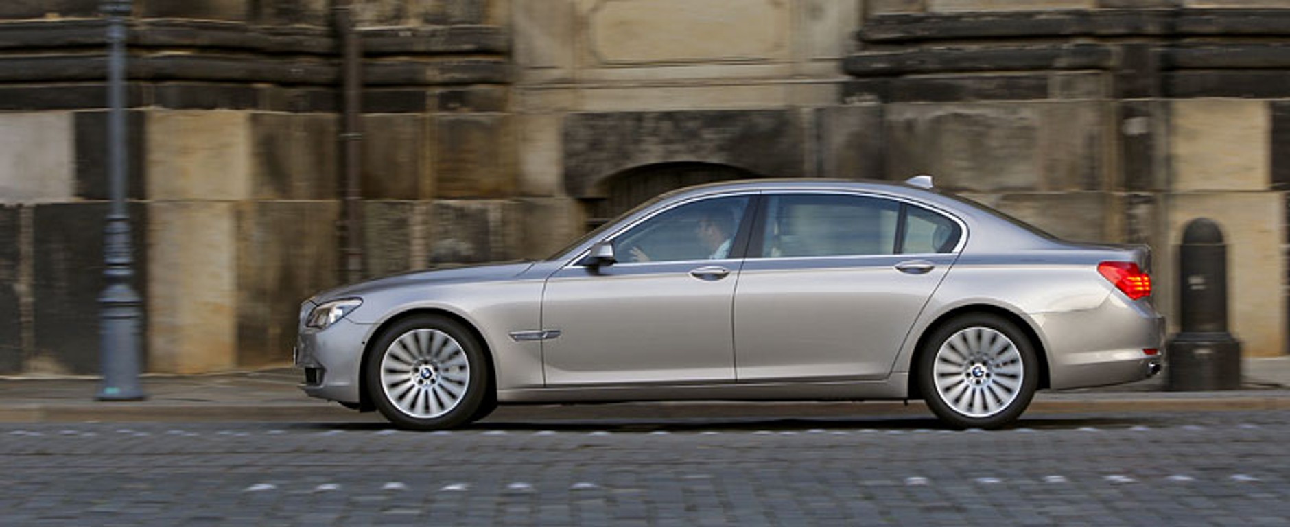 BMW 750iL i BMW 730d – pierwsze wrażenia z jazdy