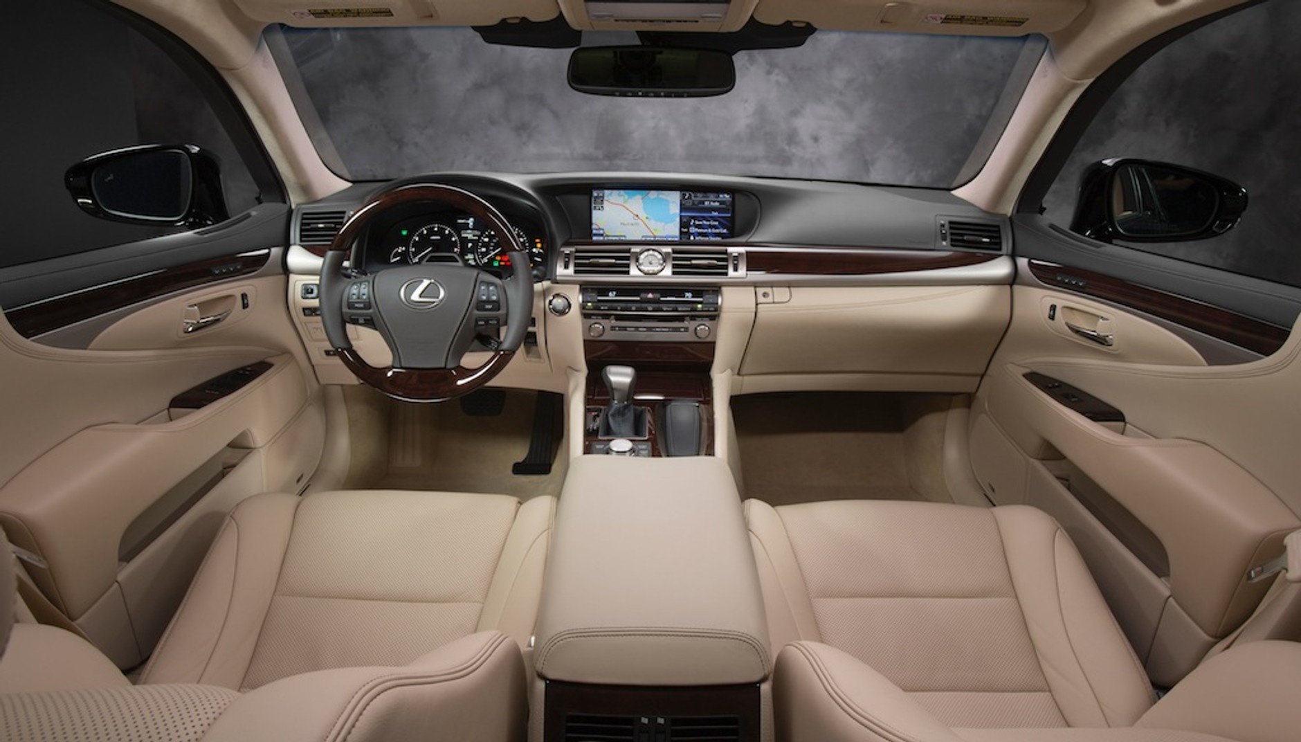 Nowa odsłona flagowego Lexusa LS