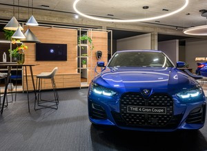 Kiedyś była tu kopalnia Kleofas. Dziś stoi największy salon BMW w Europie