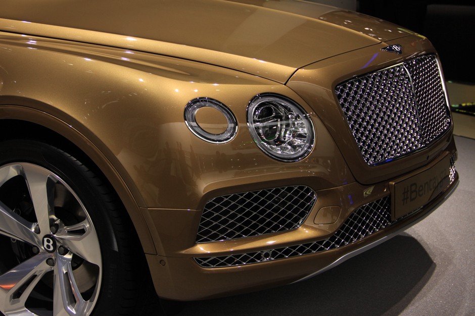 Bentley Bentayga (Frankfurt 2015)