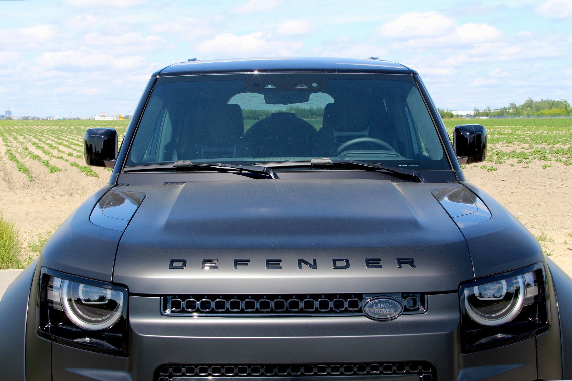 Land Rover Defender OCTA