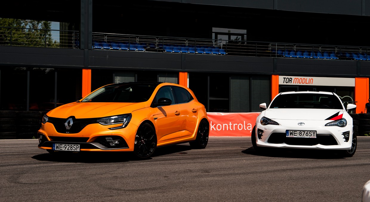 Renault Megane RS vs. Toyota GT 86 – Przód, czy tył? | TEST