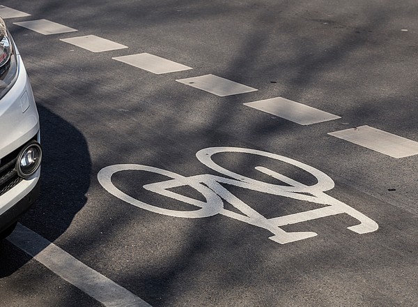 Parkujesz na ścieżce rowerowej? Trzeba się liczyć z konsekwencjami