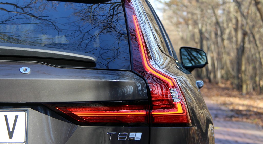 Volvo V90 T8 Ultra Dark