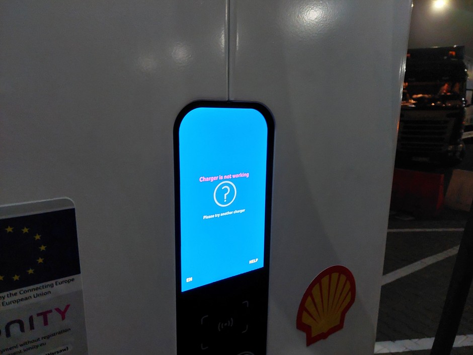 Auto elektryczne zamiast spalinowego. Czy to się w Polsce już może udać?