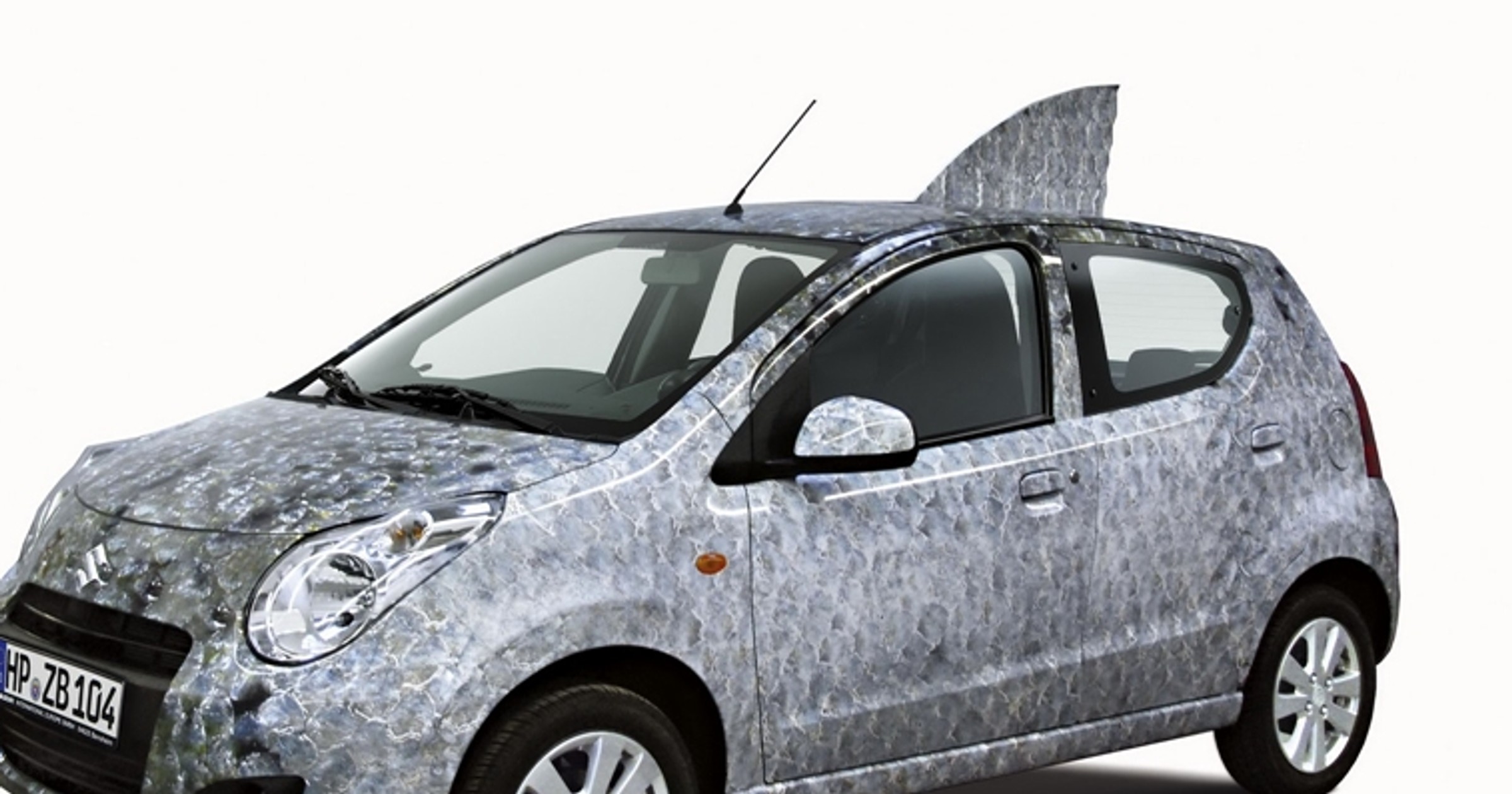 Suzuki Alto Groźny Rekin