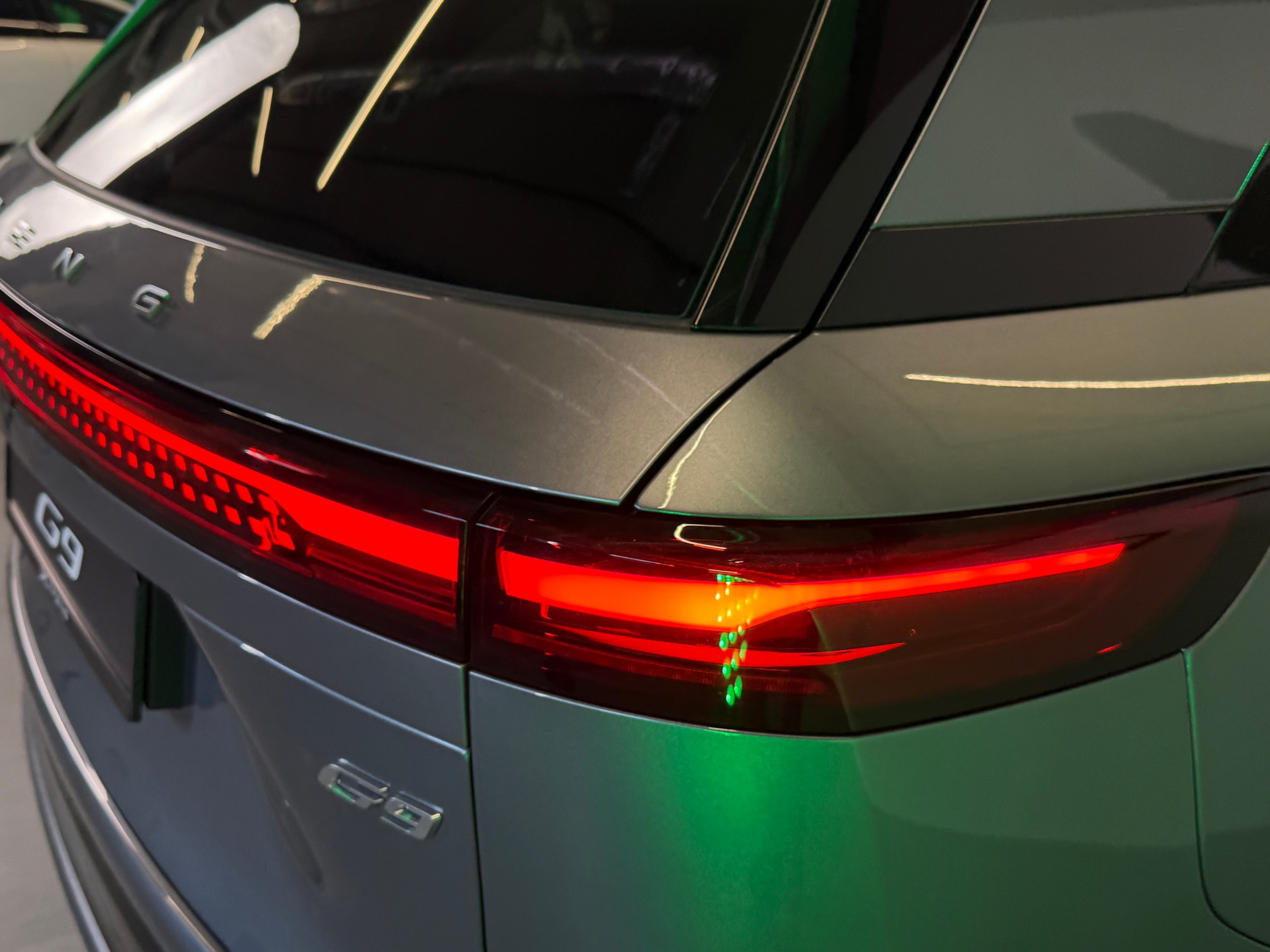 XPeng G9