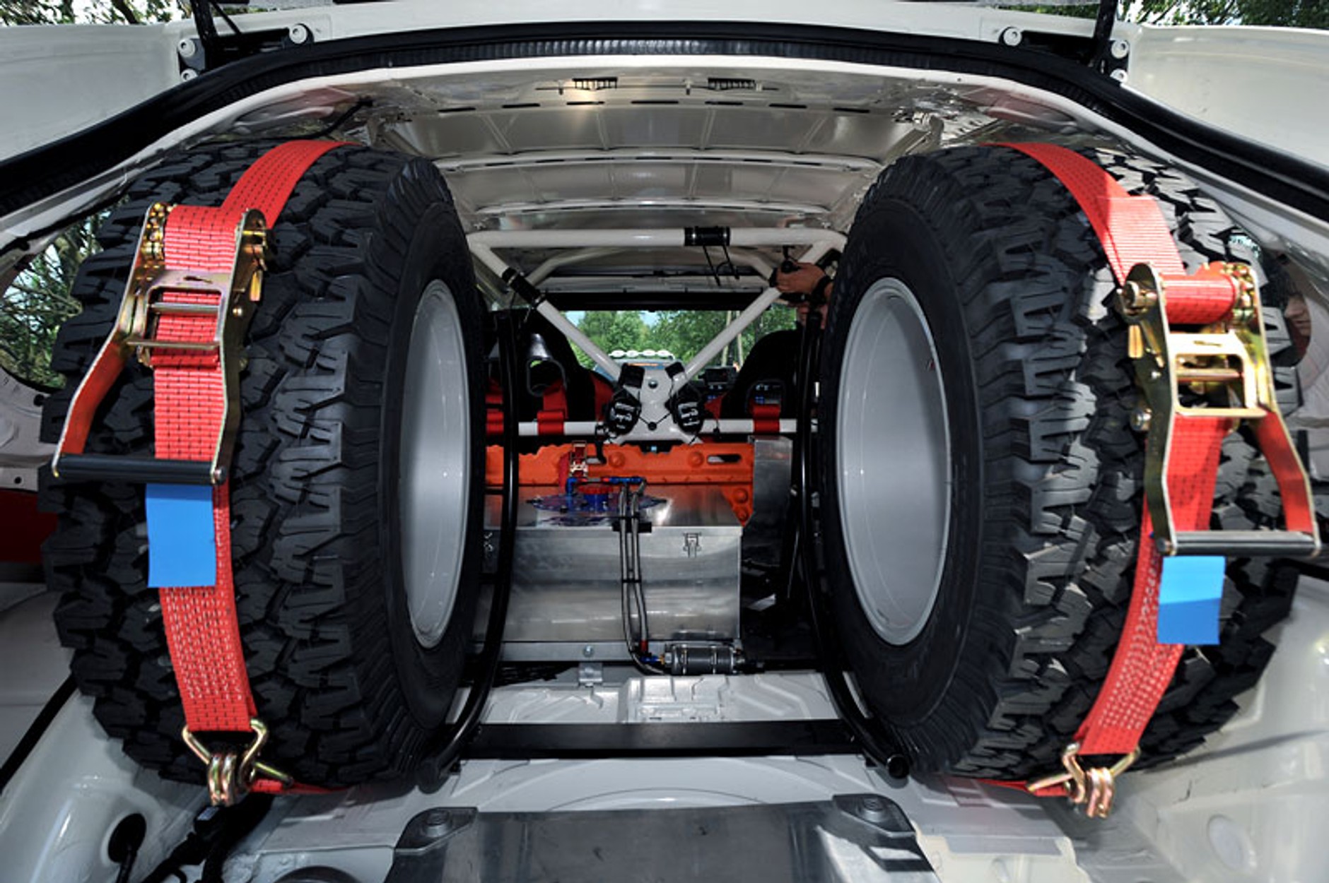 Porsche Cayenne STT Racing: Komornicki i Marton - testy nowego samochodu (fotogaleria)