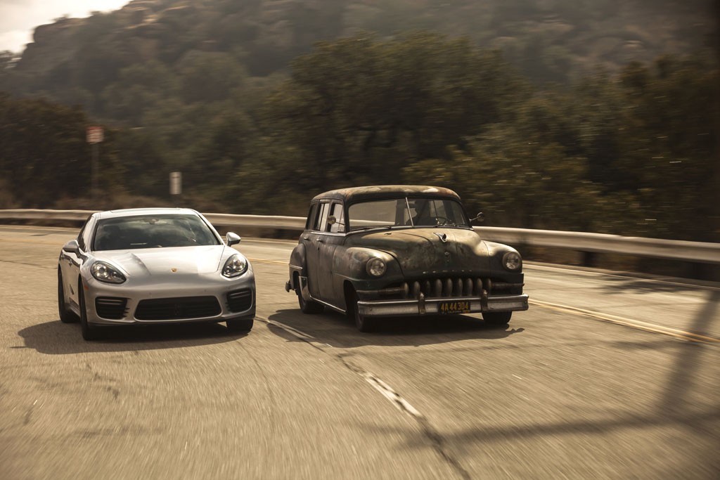 Oba auta są warte ponad 100 000 euro. Ale tylko jedno jest dziełem artysty