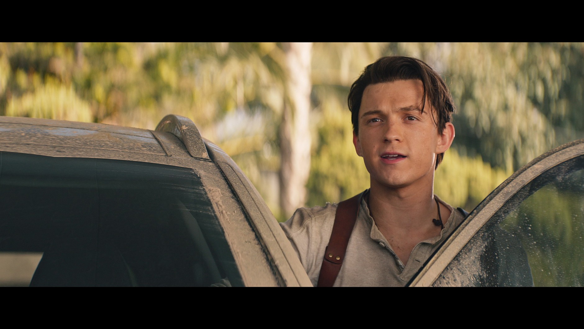 Nathan Drake (Tom Holland) za kierownicą Hyundaia Tucsona