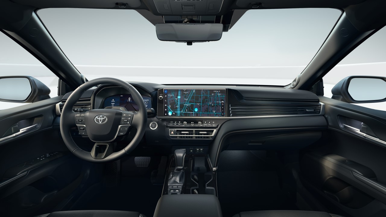 Toyota Camry 2024 5 gen hybrid