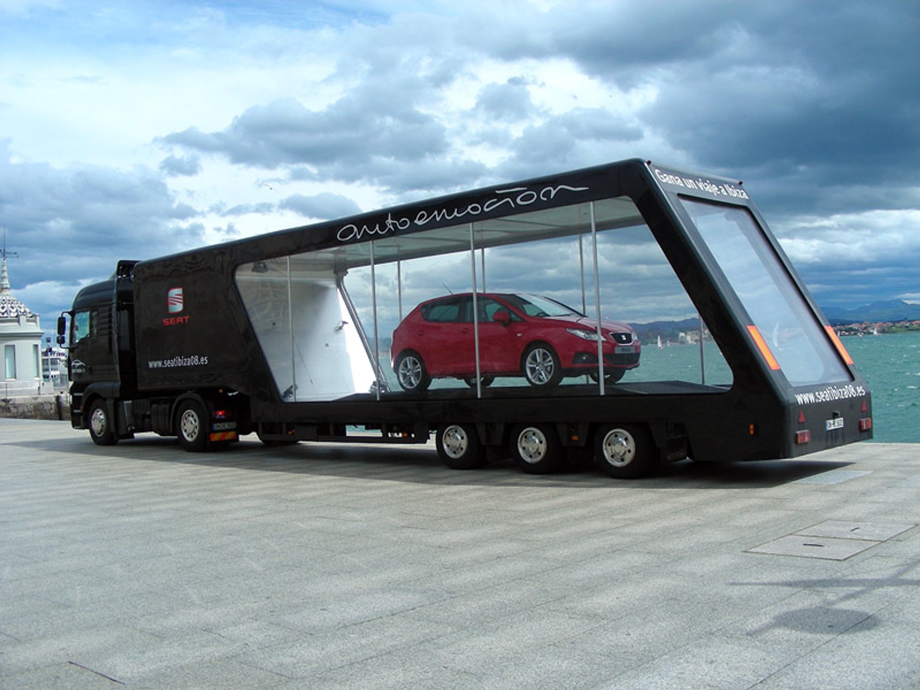 SEAT Ibiza Tour: premiera nowej generacji w 17 miastach Europy