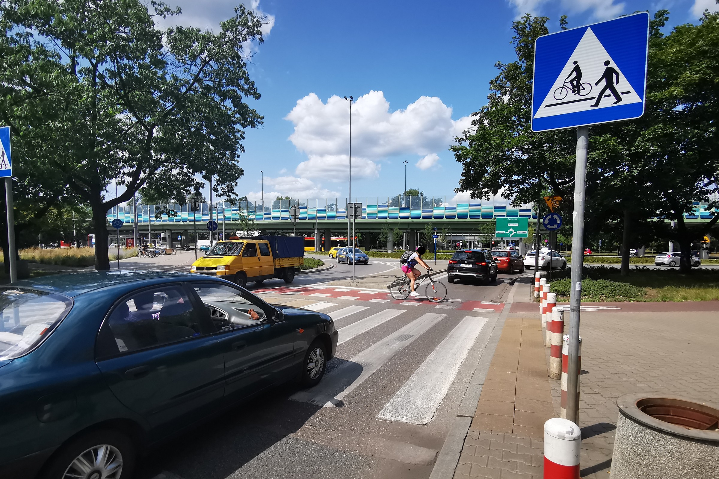 Przejazd rowerowy: pierwszy jedzie rower czy samochód? To trochę bardziej skomplikowane