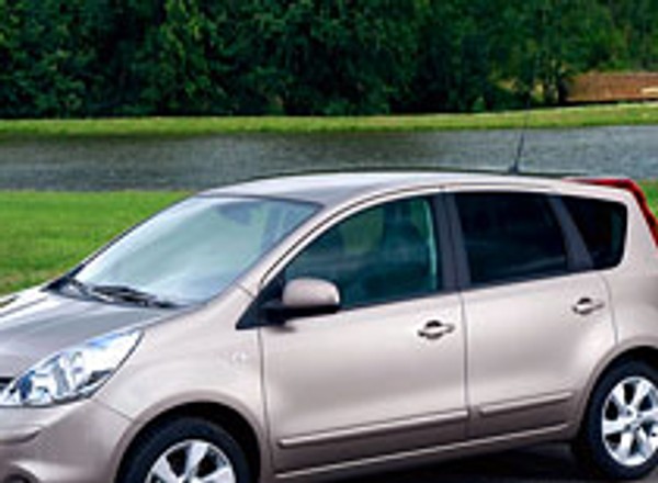 Paryż 2008: Nissan Note po lekkim liftingu i z nowym silnikiem