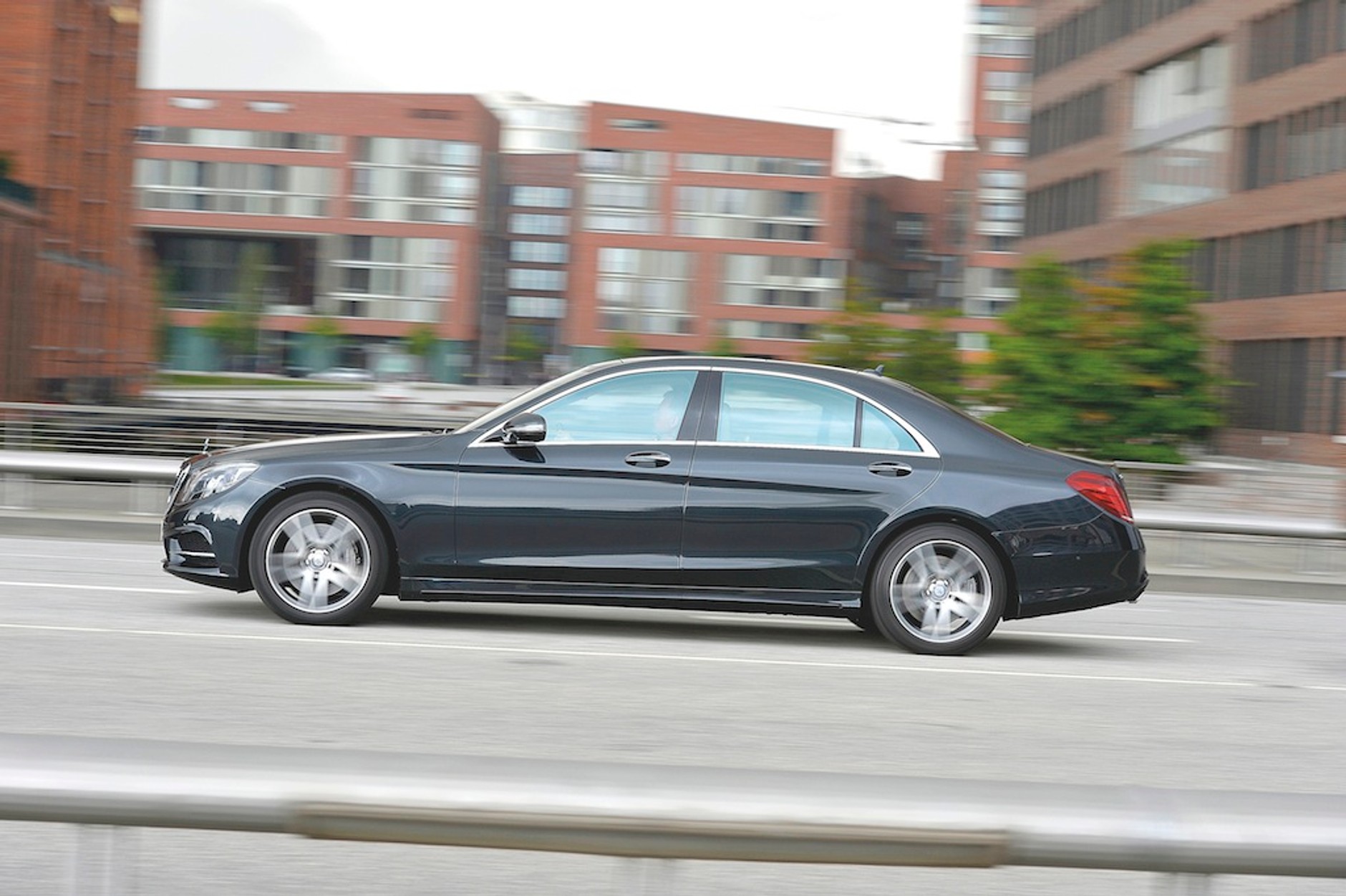 BMW 750 Li, Mercedes S 500 L, Porsche Panamera Executive