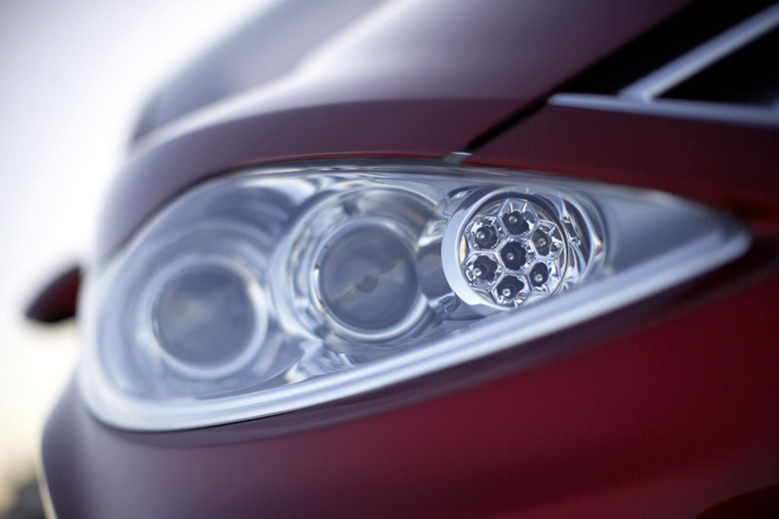 Detroit 2008: Ford Verve Sedan – Mondeo junior