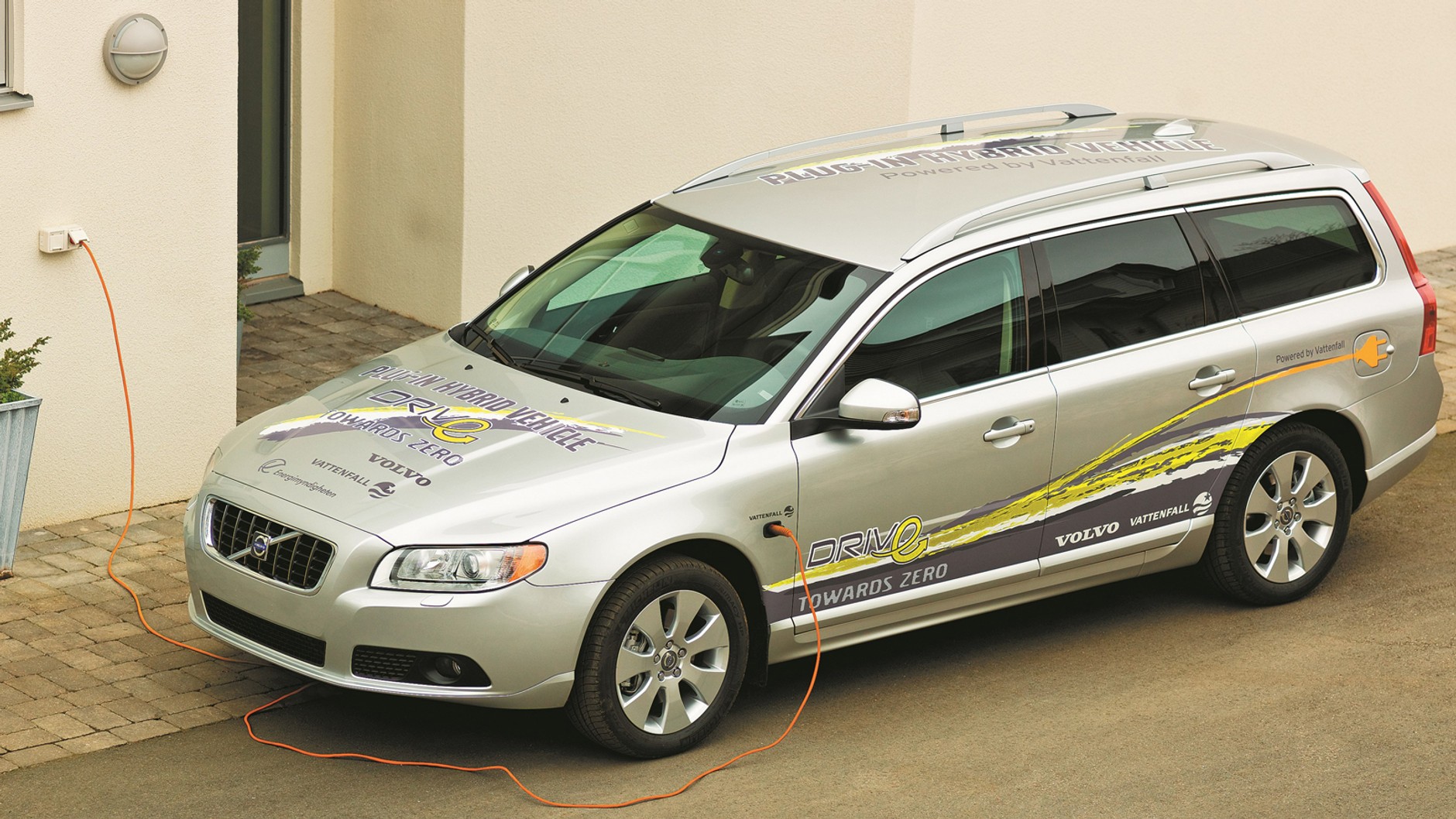 Prezentacja Volvo V70 III | Używane – historia (hybryda plug-in)