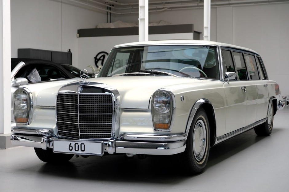Mercedes 600 Pullman restomod