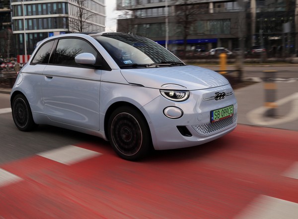 Nowy Fiat 500 – piękny i na prąd