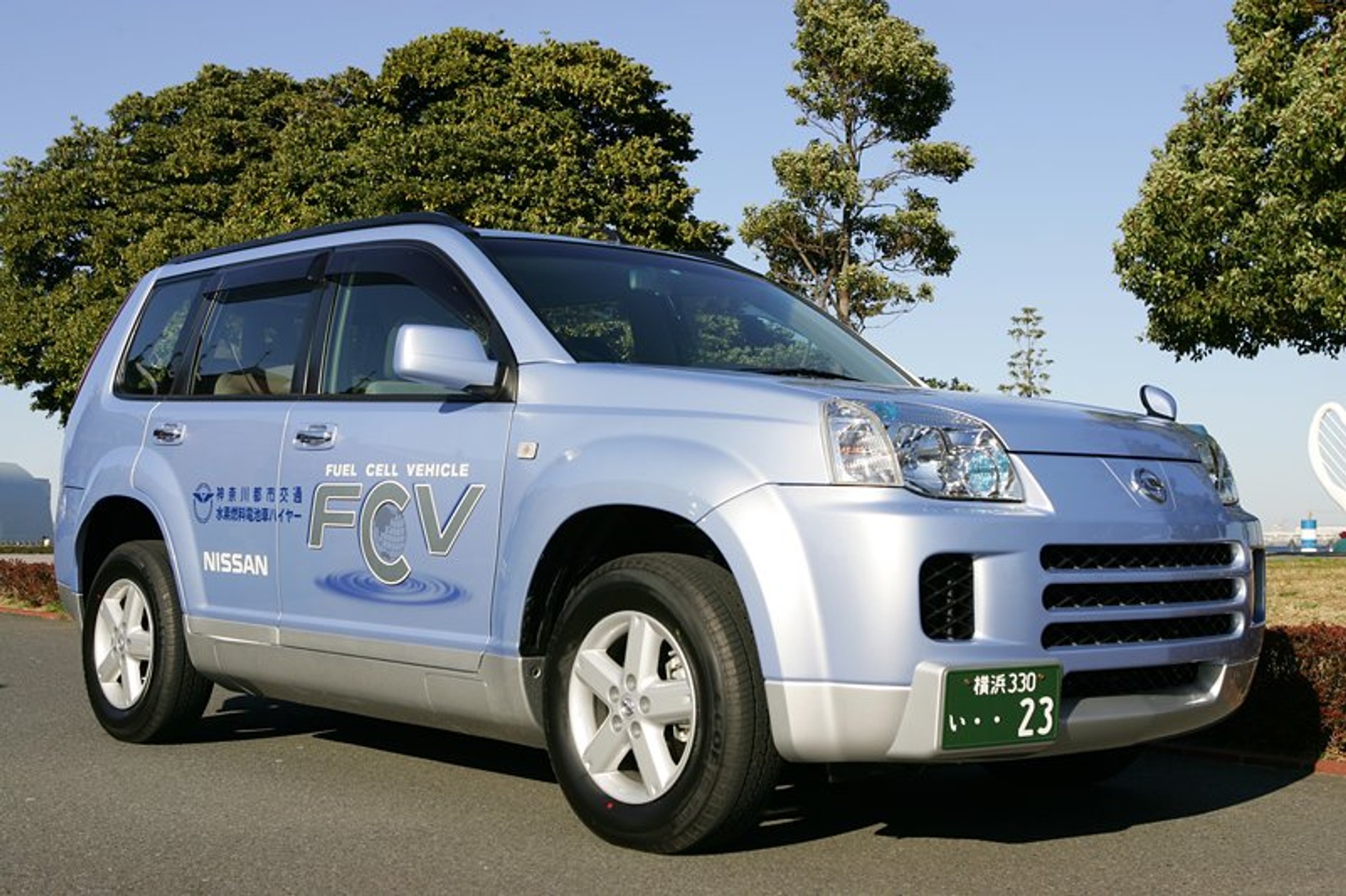 Wodorowy Nissan X-Trail do wypożyczenia