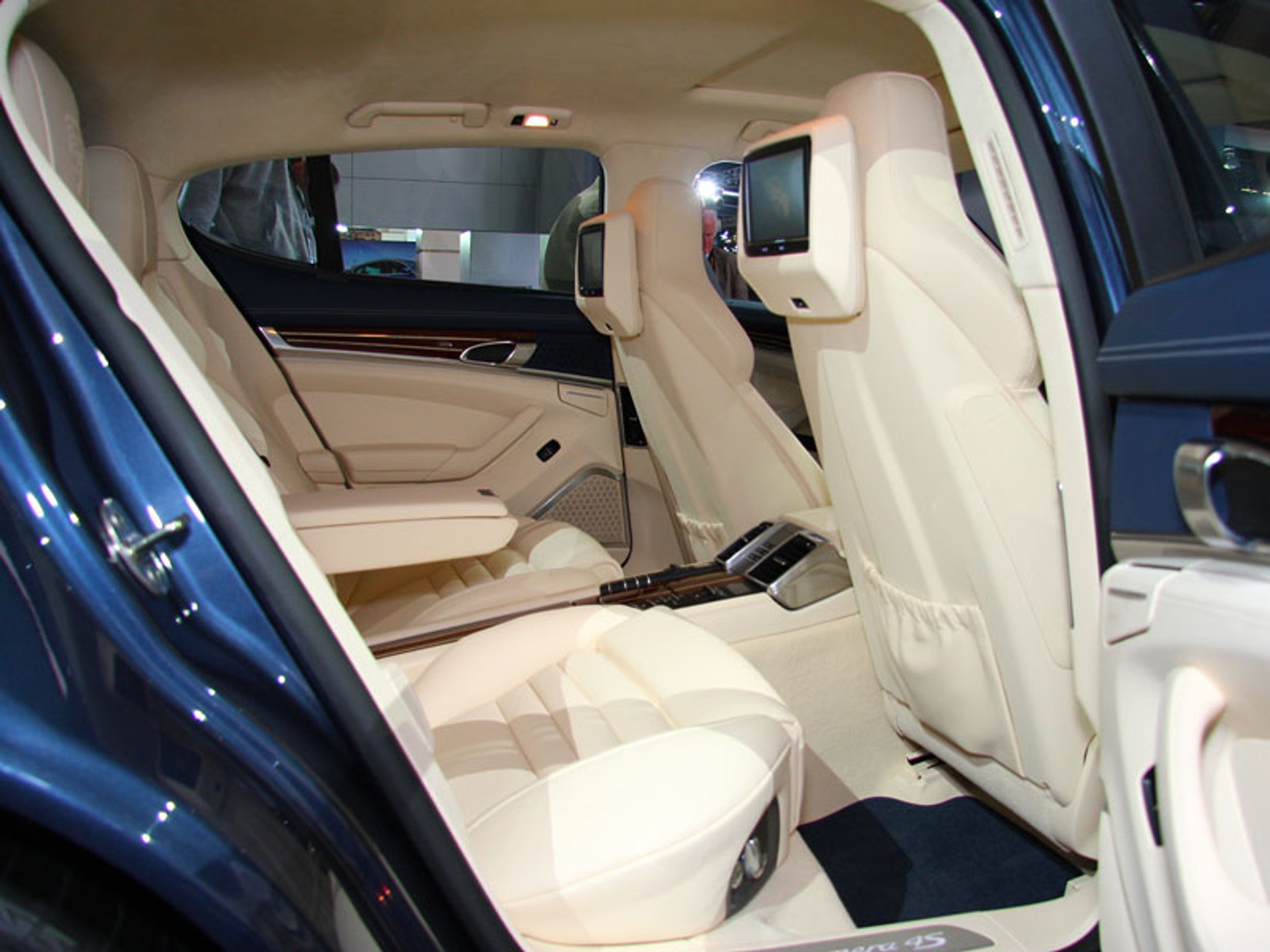 IAA Frankfurt 2009: sportowe premiery (fotogaleria II.)