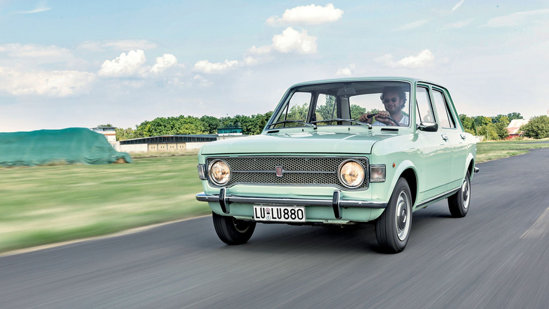 Fiat 128. Ten samochód z jednej strony kusi wystarczająco dynamicznym silnikiem, 
z drugiej – praktyczne nadwozie to dobra propozycja dla kierowców z rodzinami