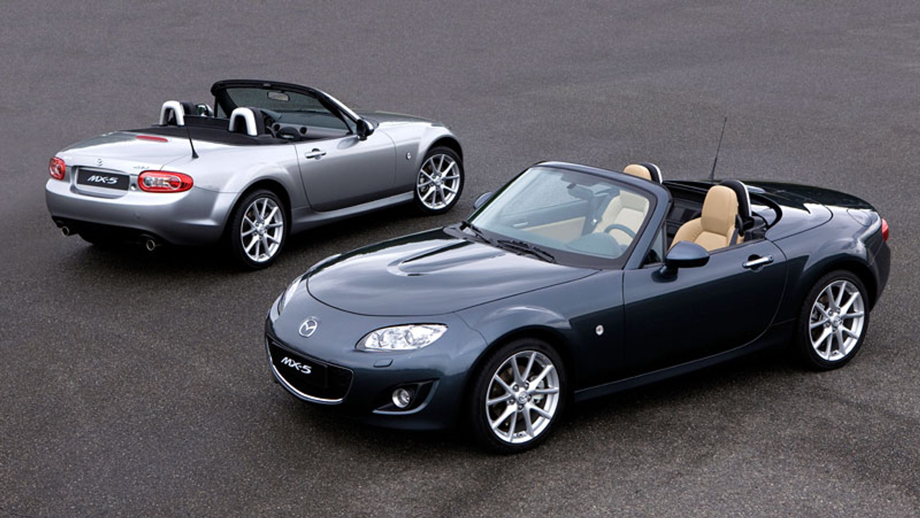 Mazda MX-5 Roadster Coupé: przyjemność przez 365 dni w roku