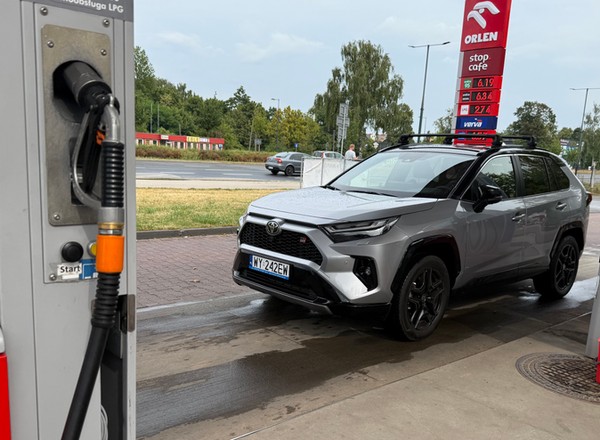 Są aktualne ceny paliw w Polsce. Ale dużo zależy, gdzie i kiedy tankujesz