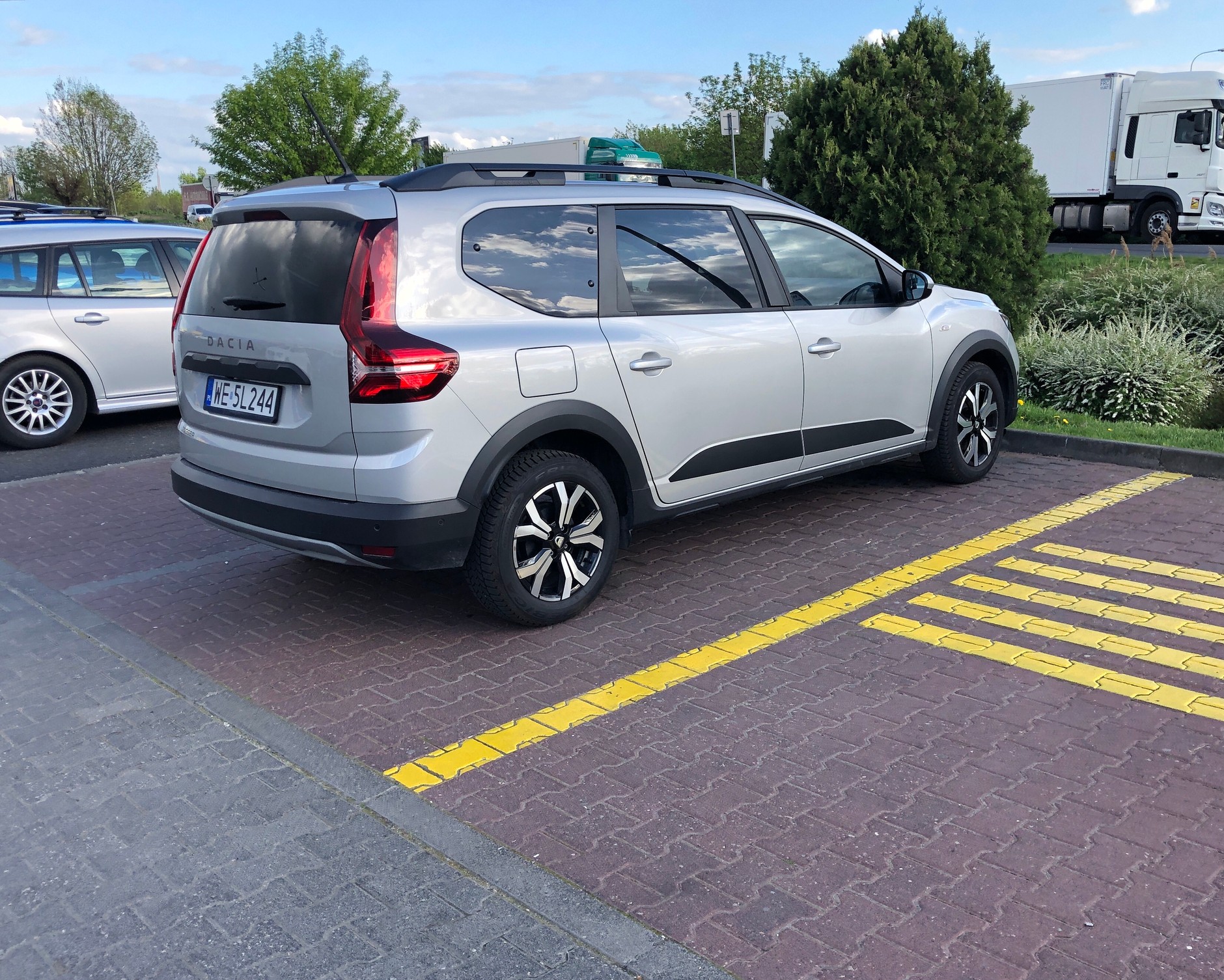 Dacia Jogger 1.0 TCe 110 KM Comfort