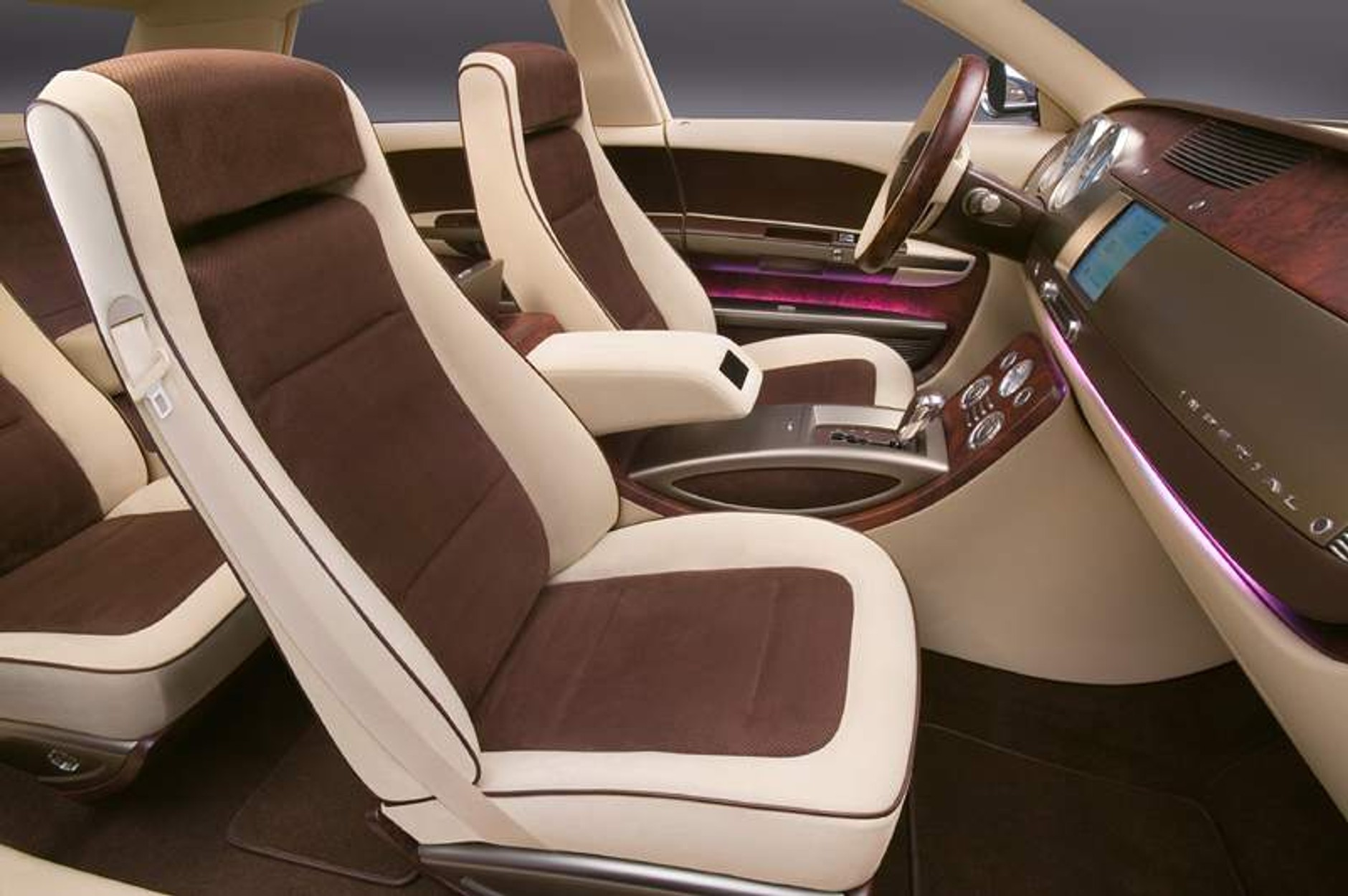 O produkcji Chryslera Imperial zadecyduje się w najbliższym czasie