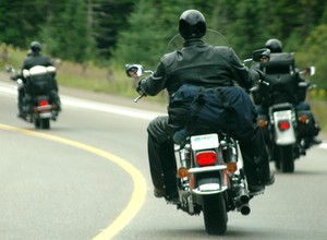 Jakim motocyklem można jeździć z kategorią B?