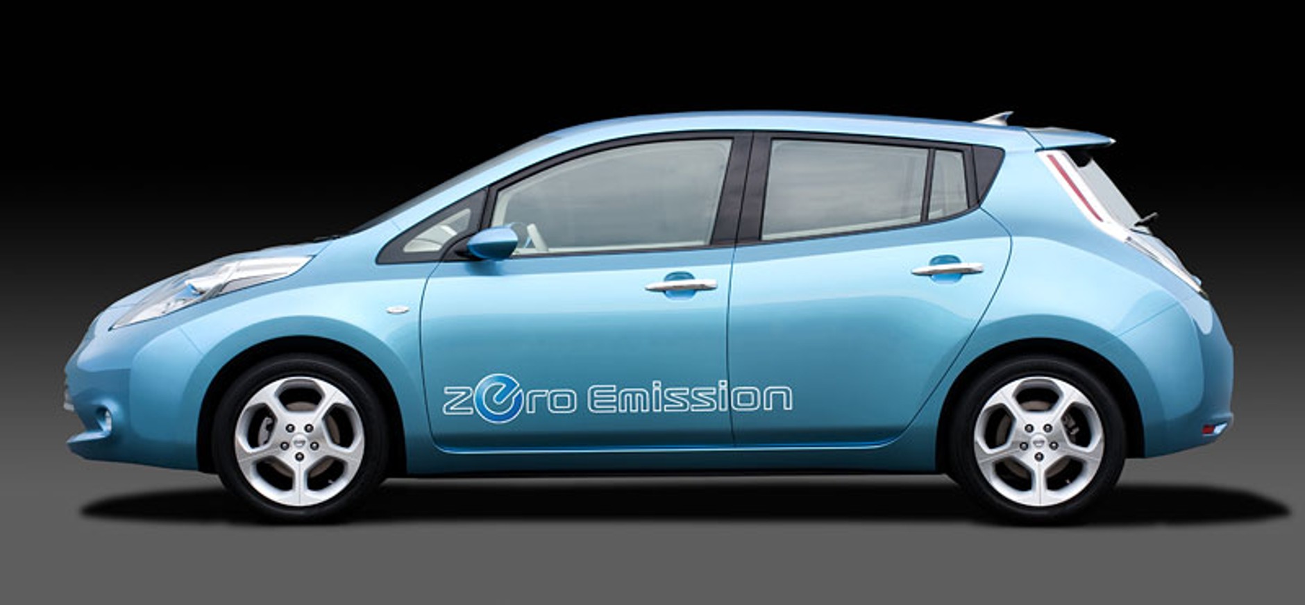 Nissan Leaf: rozpoczął się wiek pojazdów elektrycznych