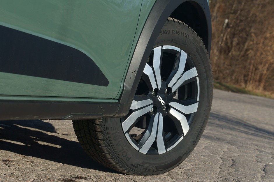 Dacia Sandero Stepway 1.0 TCe 110 KM (2023)