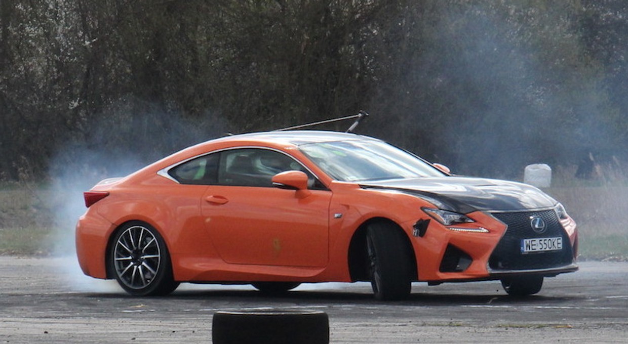 RC F - najbardziej sportowe auto Lexusa