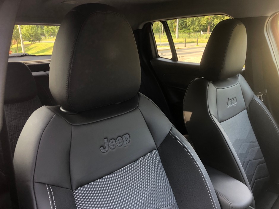Jeep Avenger 1.2 GSE Altitude