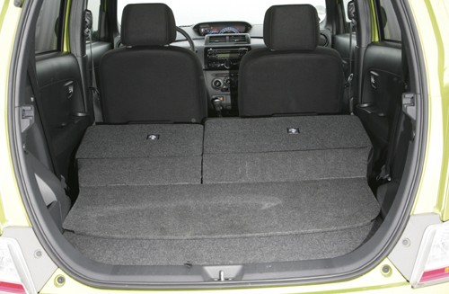 Daihatsu Materia 1.5 - Mały hip-hopowiec z Japonii